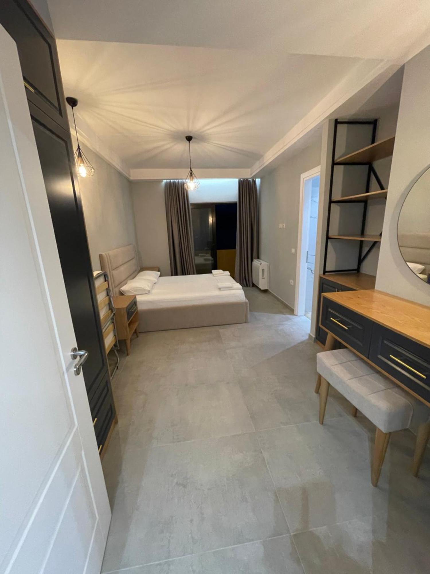 Luxury Rooftop Vlora エクステリア 写真